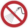 Verbotszeichen P016 Mit Wasser spritzen verboten