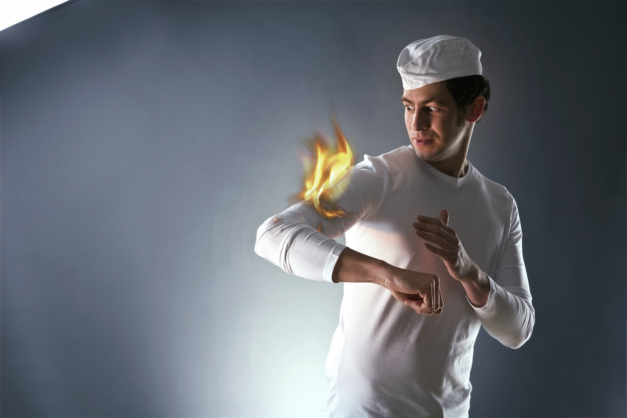 Personenbrand, Kleidung eines Bäckers hat Feuer gefangen