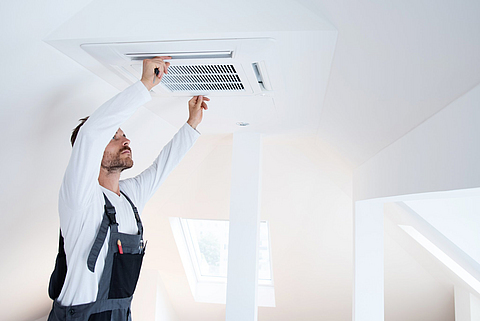 Installation einer Klimaanlage