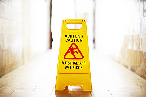 Warnaufsteller Achtung Rutschgefahr WET FLOOR